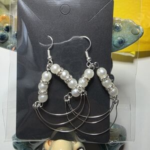 mine White Pearl Bead Multi-Hoop Drop Earrings